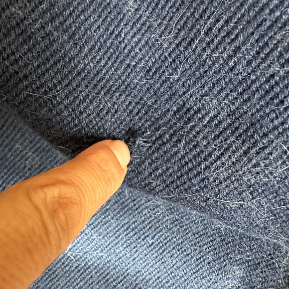 Serena and Lily South ShoreRug, Carpet. Bohemian. Wool 50”x70” Blue/white - Picture 4 of 7